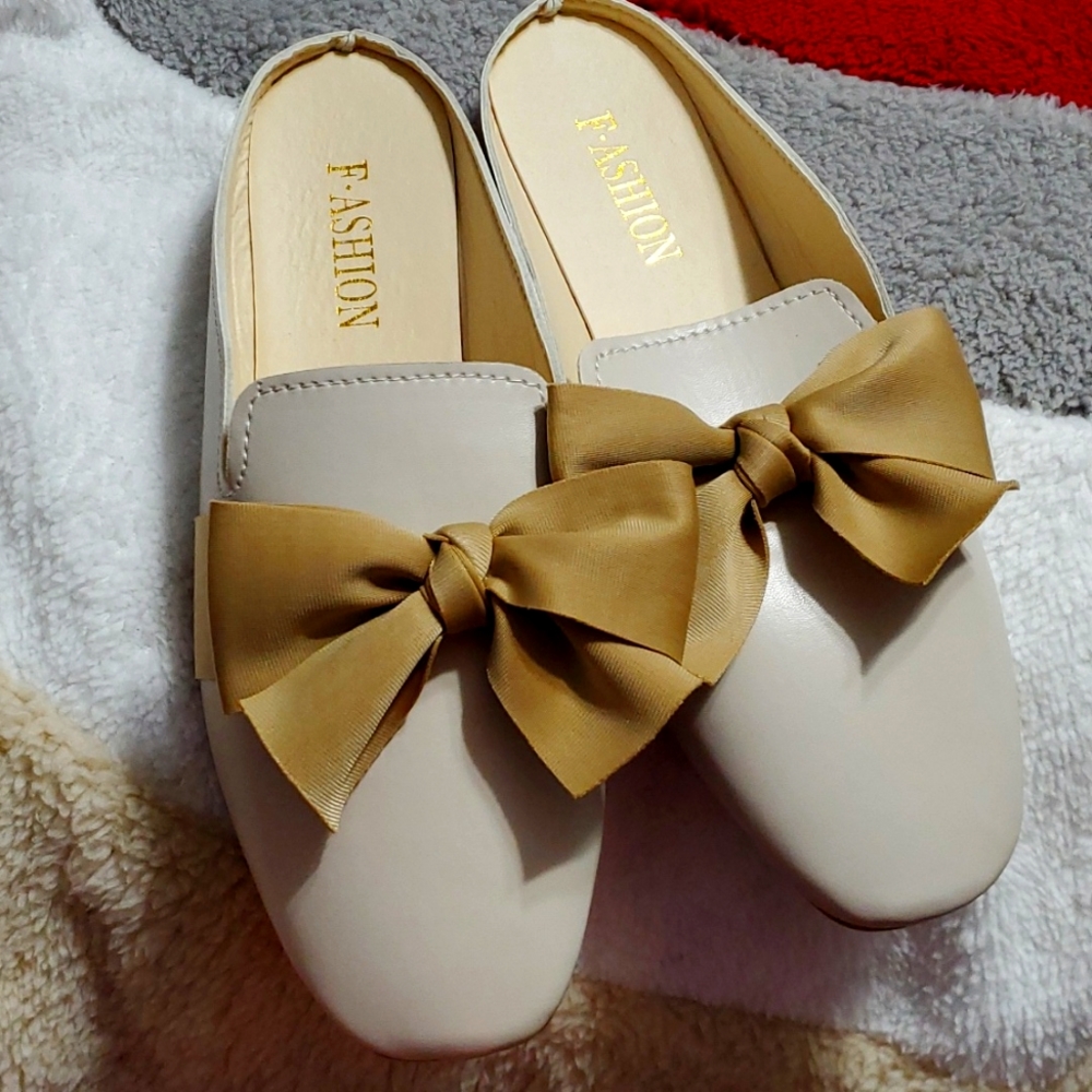 F.ASHION Sandals